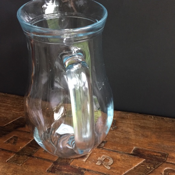 Clear glass pitcher NWT - Picture 2 of 6